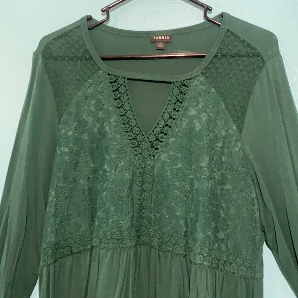 Torrid top - Picture 2 of 9